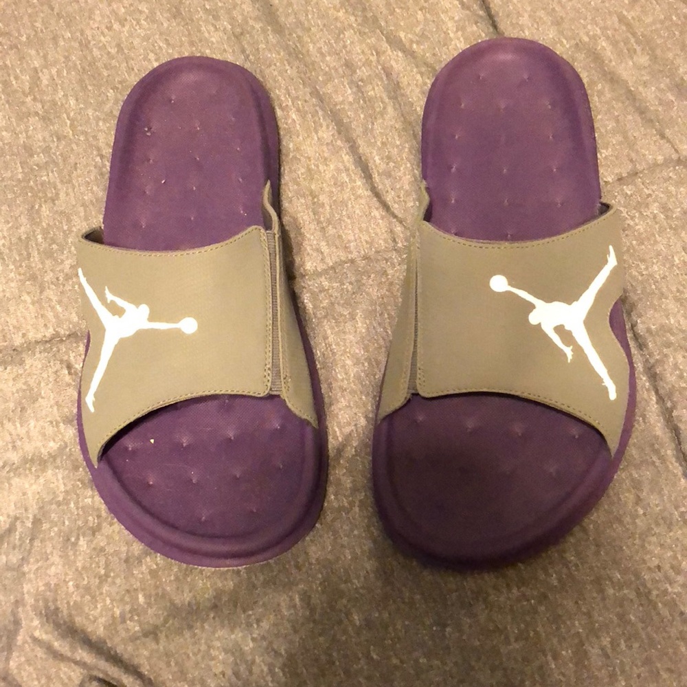 Gently worn mens Jordan sandals